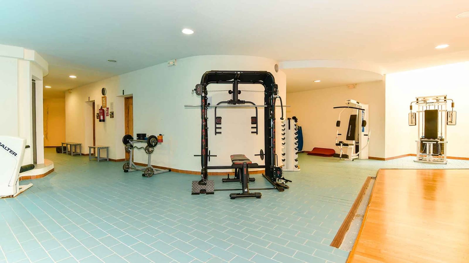 Ático de 4 habitaciones en Marbella en venta con piscina - 1.700.000 € (Ref: 9630141)