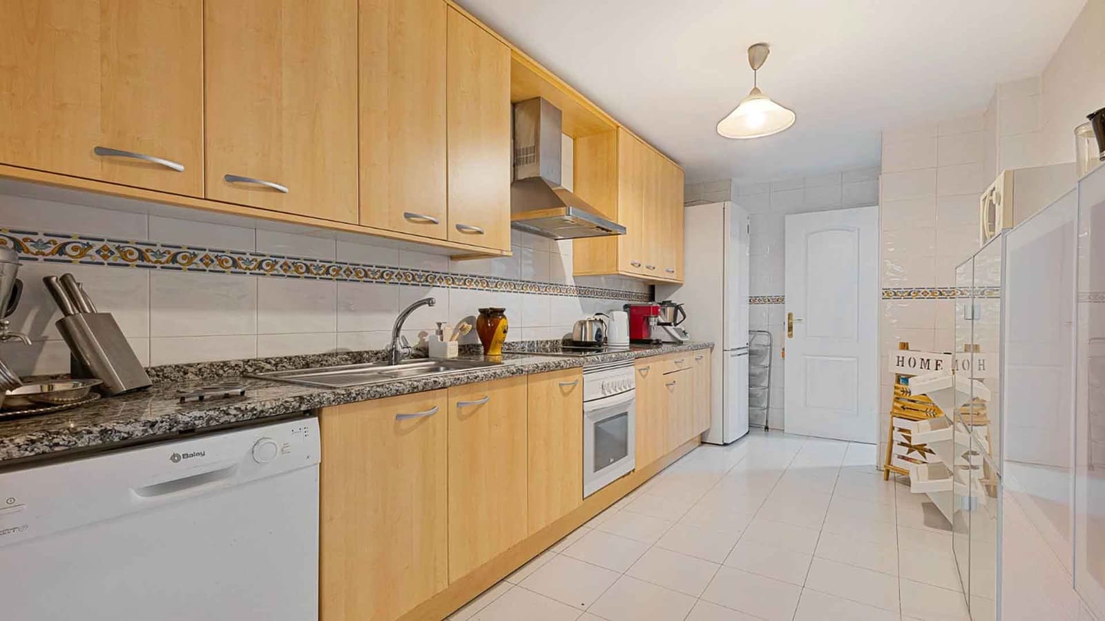 3 soveværelse Lejlighed til salg i San Pedro de Alcantara med swimmingpool - € 690.000 (Ref: 9655975)