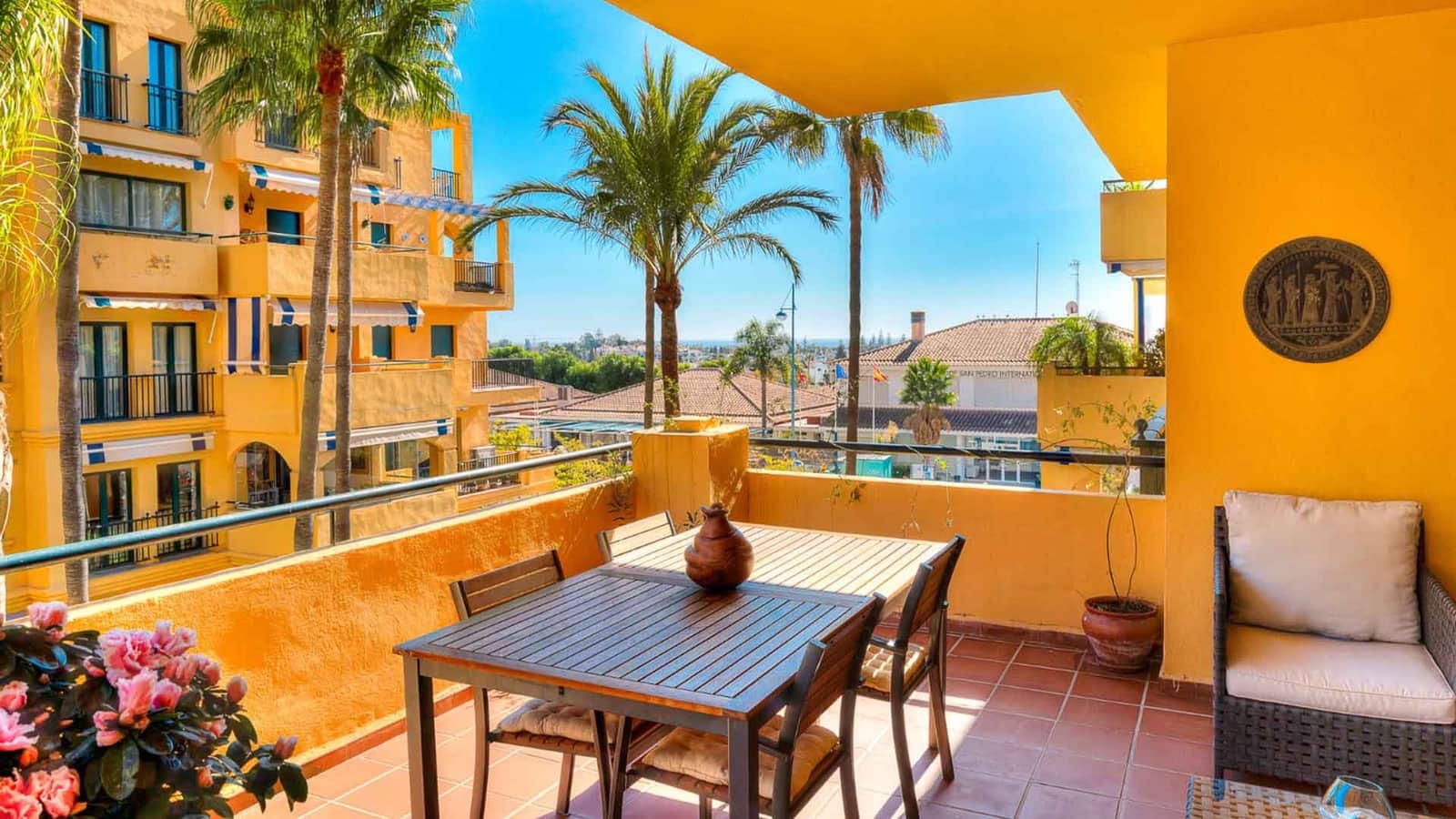 3 soveværelse Lejlighed til salg i San Pedro de Alcantara med swimmingpool - € 690.000 (Ref: 9655975)
