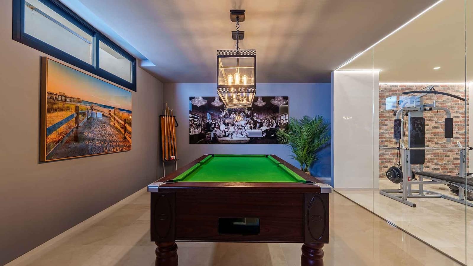 6 soverom Villa til salgs i Nueva Andalucia med svømmebasseng - € 4 290 000 (Ref: 9670366)