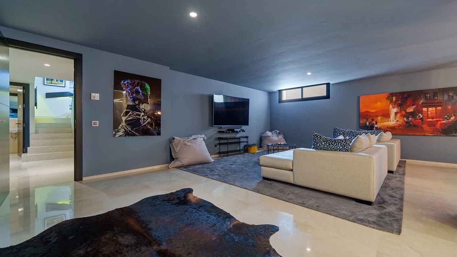 6 soverom Villa til salgs i Nueva Andalucia med svømmebasseng - € 4 290 000 (Ref: 9670366)