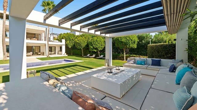 6 soverom Villa til salgs i Nueva Andalucía Centro, Marbella med svømmebasseng - € 4 290 000 (Ref: 9670366)