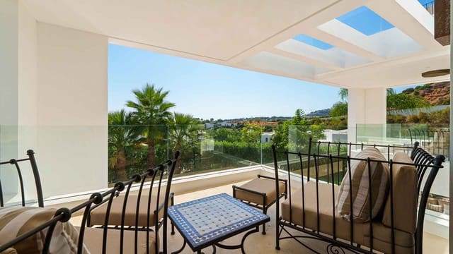 6 bedroom Villa for sale in Nueva Andalucía Centro, Marbella with pool - € 4,190,000 (Ref: 9674093)