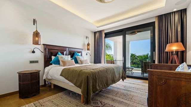 6 bedroom Villa for sale in Nueva Andalucía Centro, Marbella with pool - € 4,190,000 (Ref: 9674093)