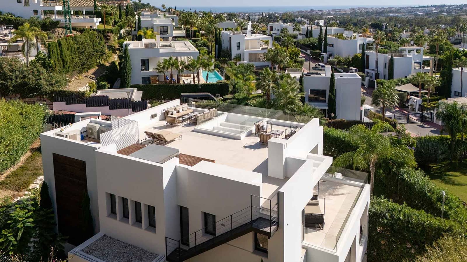 6 bedroom Villa for sale in Nueva Andalucia with pool - € 4,190,000 (Ref: 9674093)