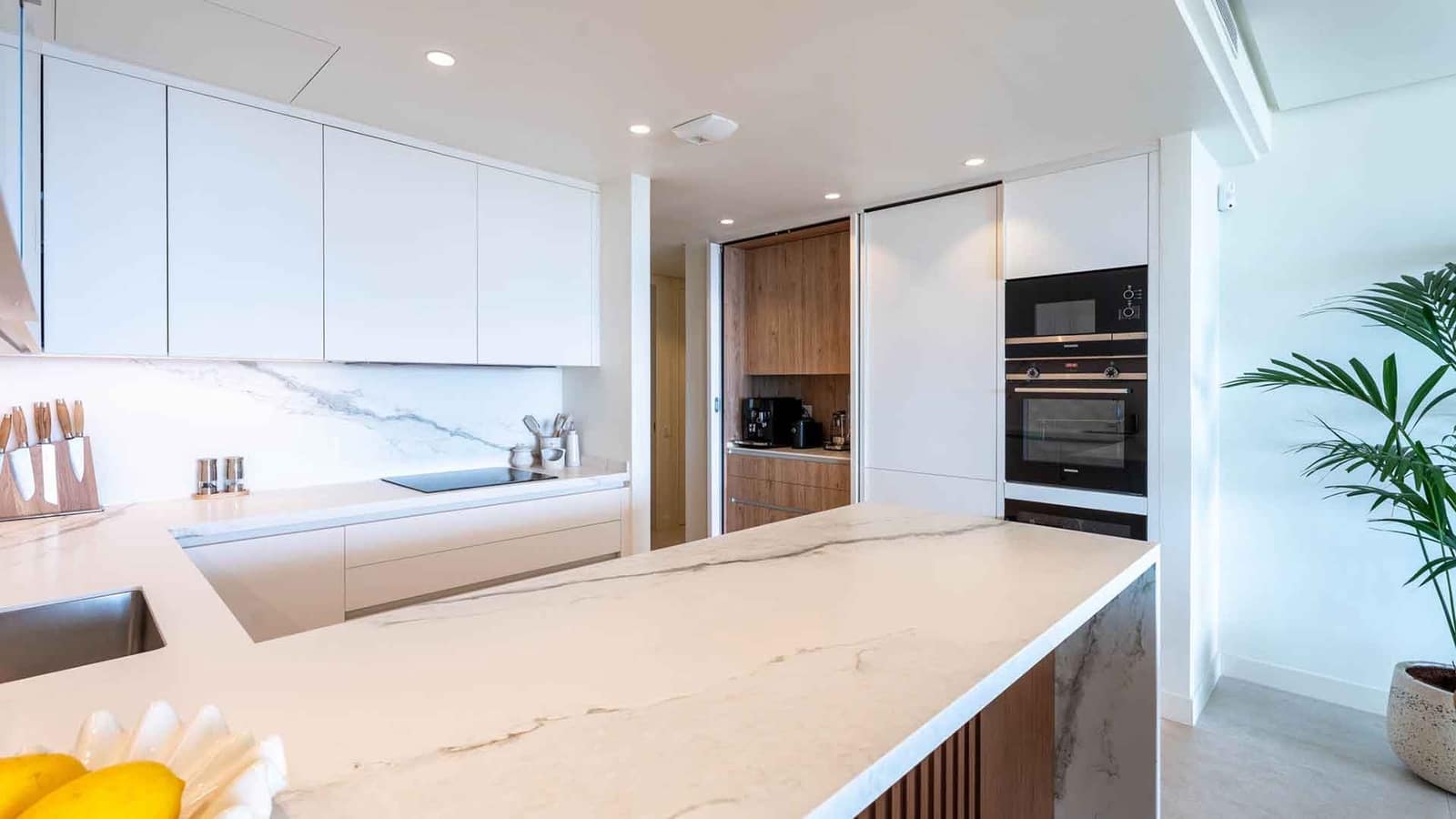 3 camera da letto Appartamento in vendita in Ojen con piscina - 1.695.000 € (Rif: 9686310)