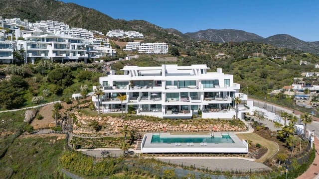 3 camera da letto Appartamento in vendita in Ojen con piscina - 1.695.000 € (Rif: 9686310)