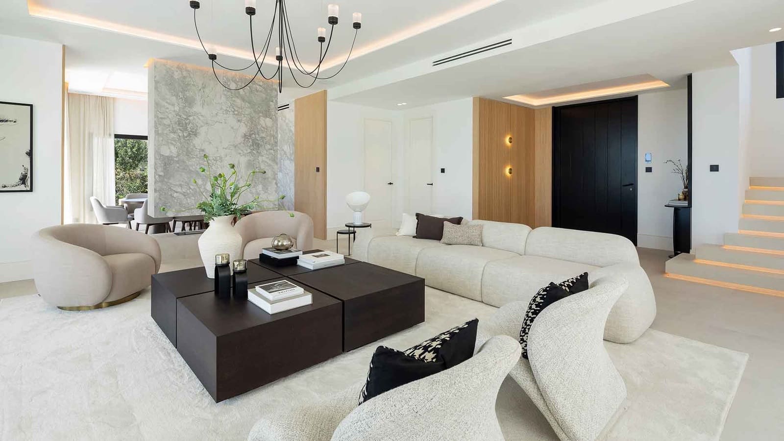 5 bedroom Villa for sale in Los Arqueros with pool - € 5,495,000 (Ref: 9695247)