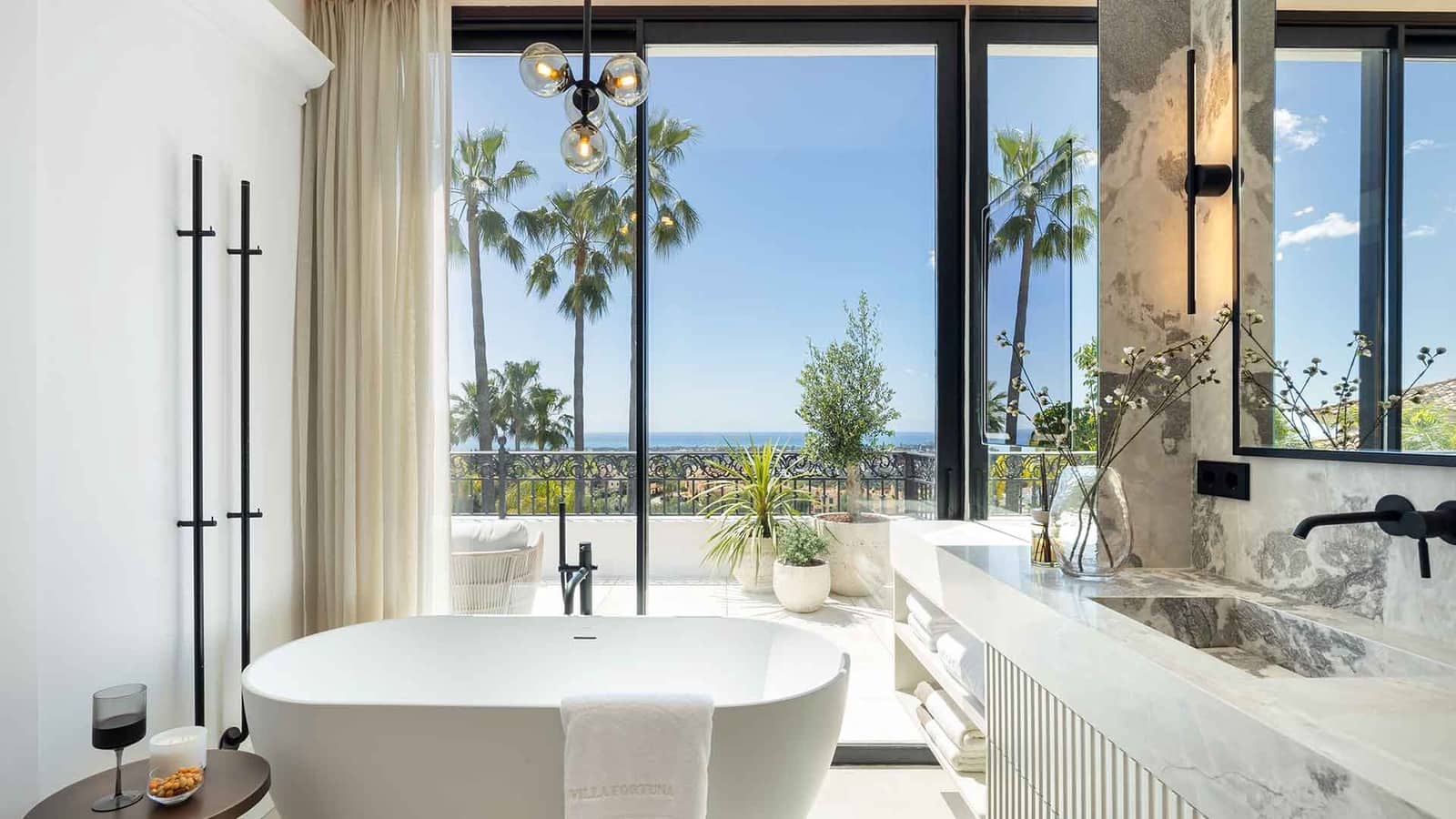 5 bedroom Villa for sale in Los Arqueros with pool - € 5,495,000 (Ref: 9695247)