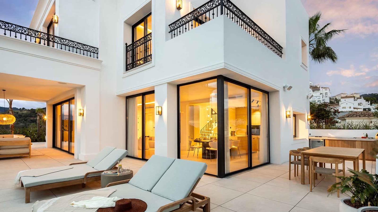 5 bedroom Villa for sale in Los Arqueros with pool - € 5,495,000 (Ref: 9695247)