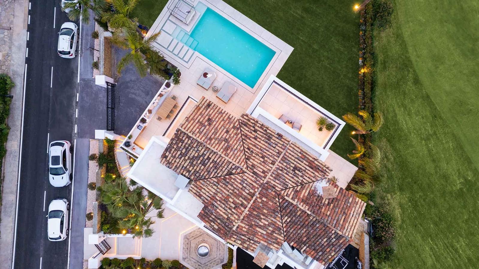 5 bedroom Villa for sale in Los Arqueros with pool - € 5,495,000 (Ref: 9695247)