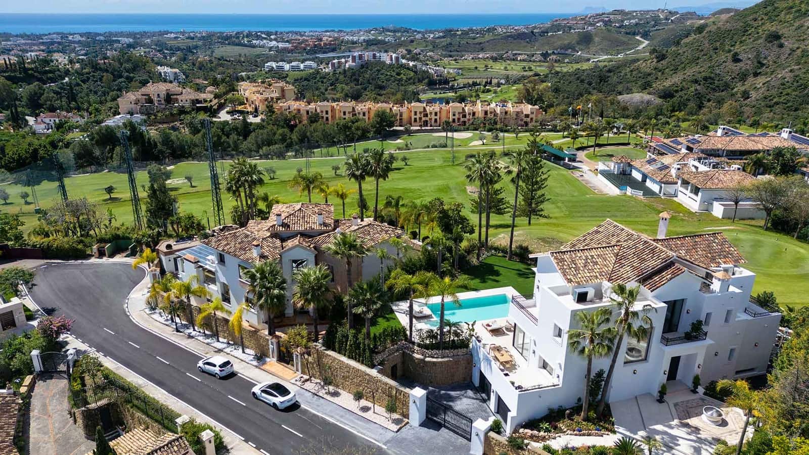 5 bedroom Villa for sale in Los Arqueros with pool - € 5,495,000 (Ref: 9695247)