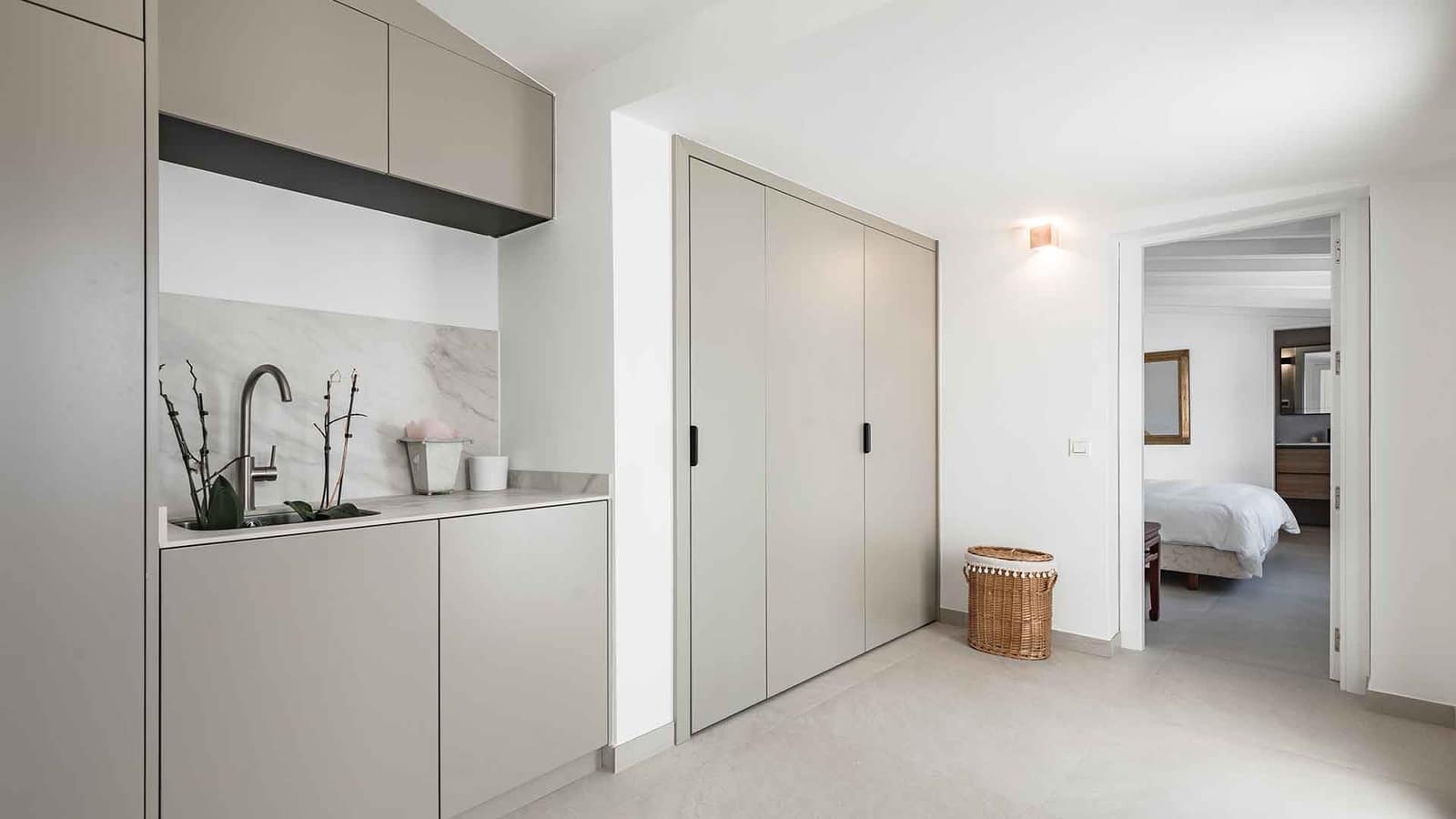 4 bedroom Villa for sale in Guadalmina with pool - € 2,595,000 (Ref: 9695248)