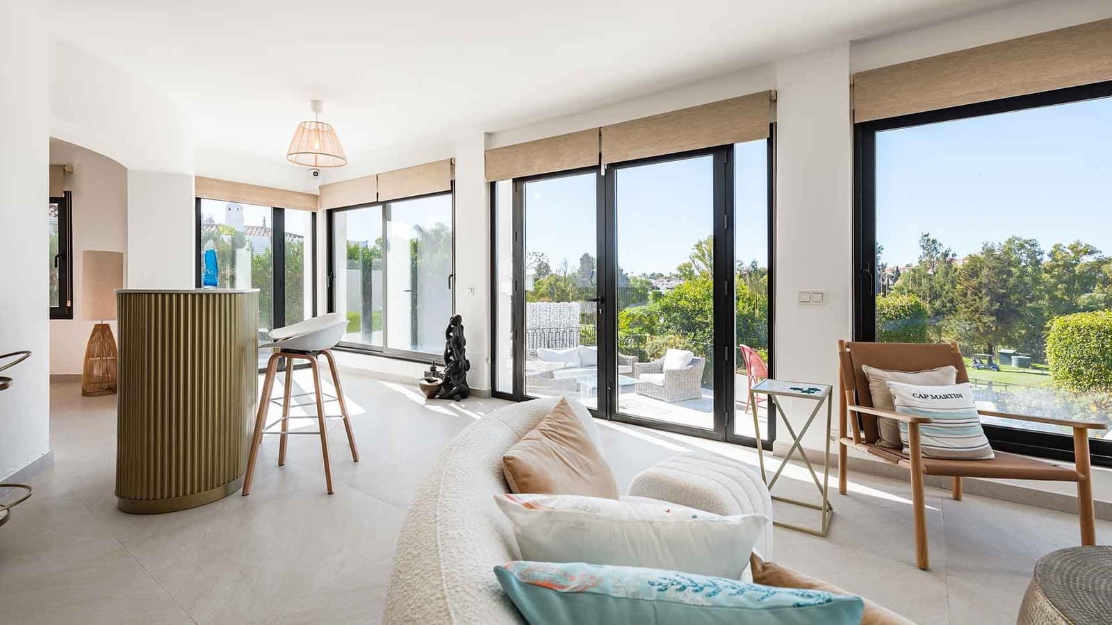 4 bedroom Villa for sale in Guadalmina with pool - € 2,595,000 (Ref: 9695248)