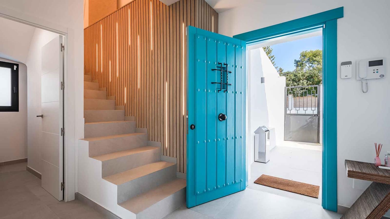 4 bedroom Villa for sale in Guadalmina with pool - € 2,595,000 (Ref: 9695248)