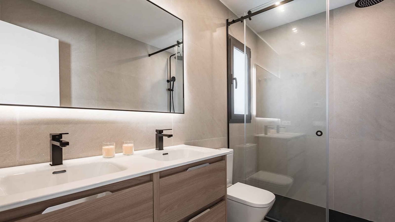 4 bedroom Villa for sale in Guadalmina with pool - € 2,595,000 (Ref: 9695248)