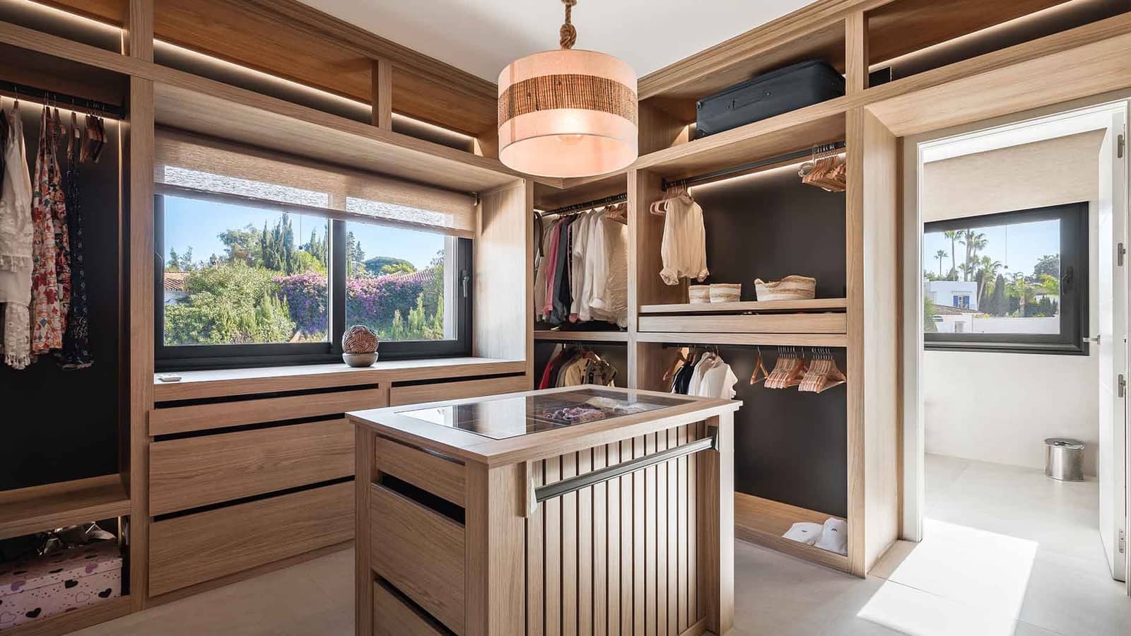 4 bedroom Villa for sale in Guadalmina with pool - € 2,595,000 (Ref: 9695248)