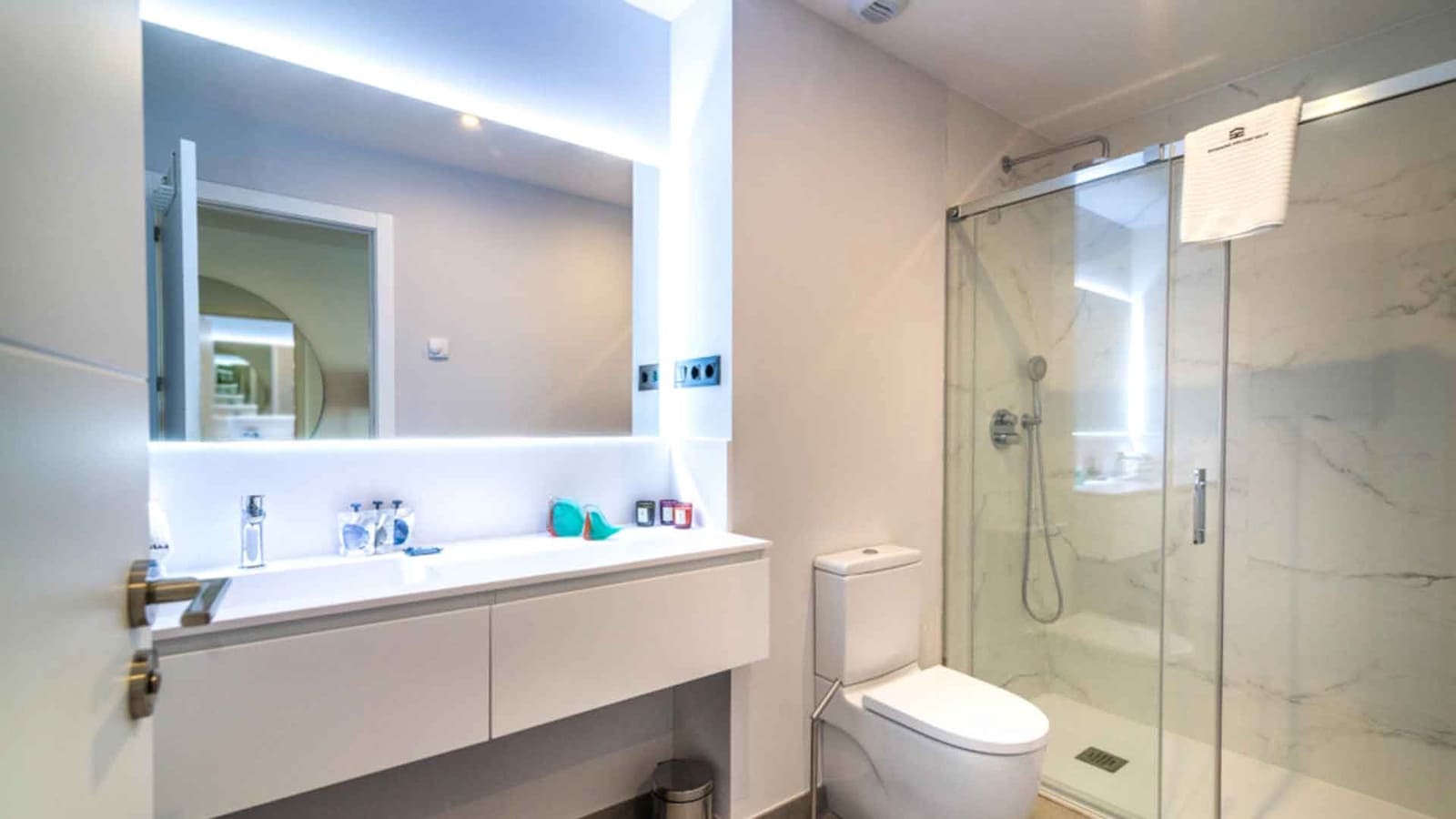 3 soverom Leilighet til salgs i Estepona - € 847 000 (Ref: 9714836)