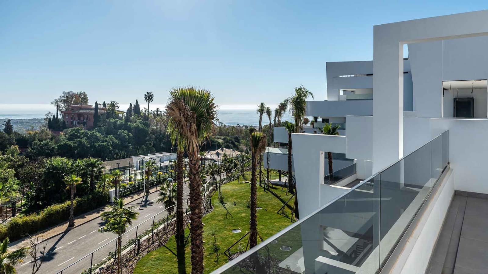 3 soverom Leilighet til salgs i Estepona - € 847 000 (Ref: 9714836)