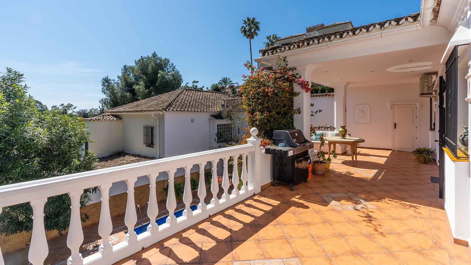 Chalet de 4 habitaciones en Golden Mile en venta con piscina - 1.750.000 € (Ref: 9726575)