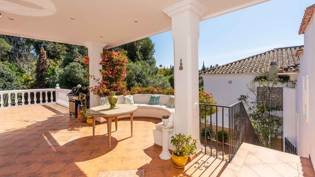 4 camera da letto Villa in vendita in Lomas De Marbella, Marbella con piscina - 1.750.000 € (Rif: 9726575)