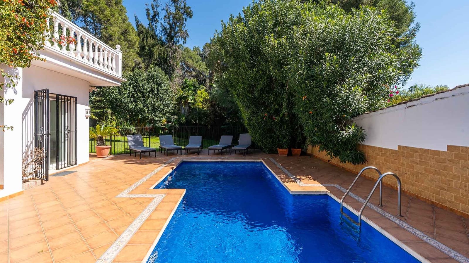 Chalet de 4 habitaciones en Golden Mile en venta con piscina - 1.750.000 € (Ref: 9726575)