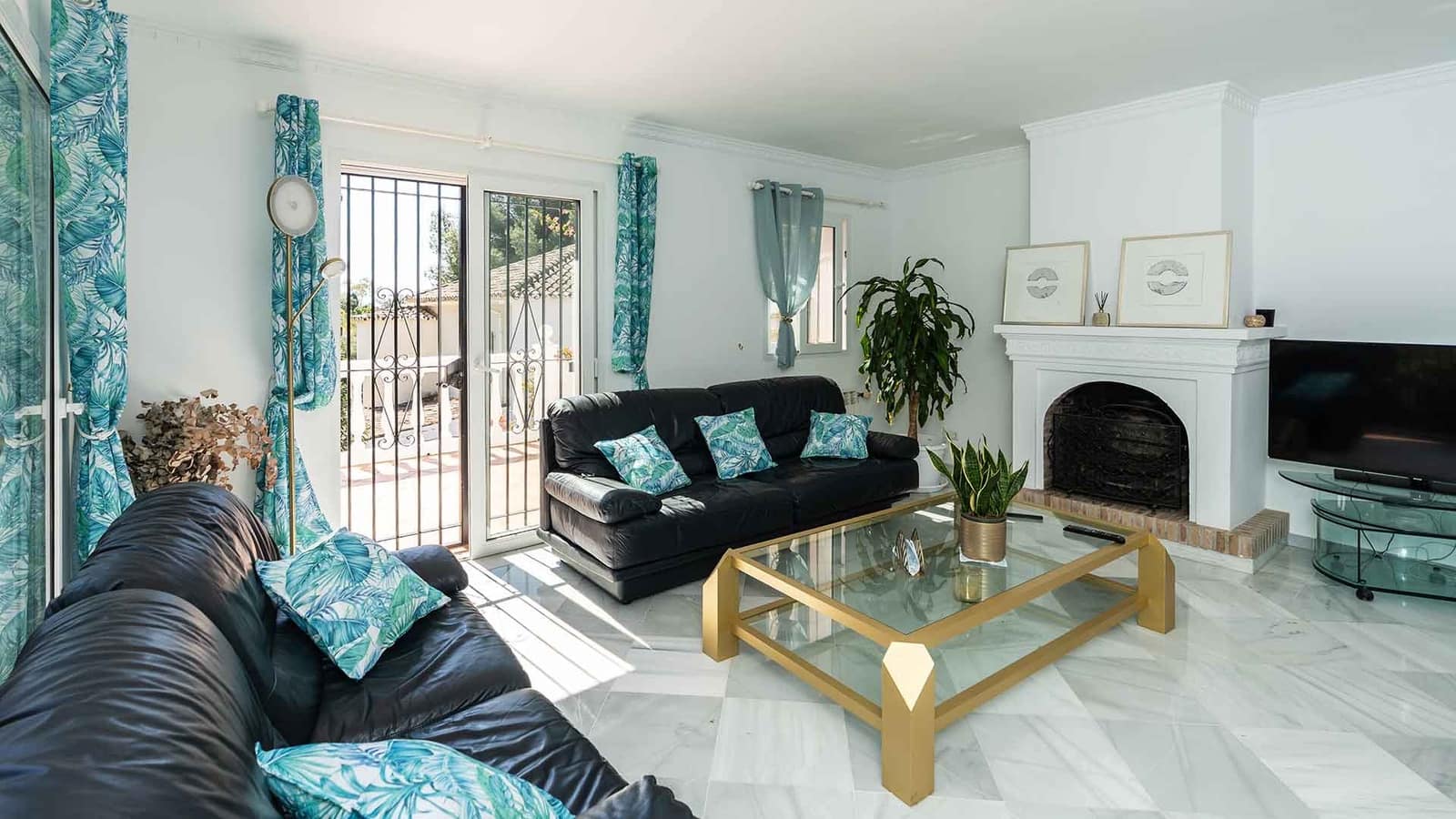 4 bedroom Villa for sale in Golden Mile with pool - € 1,600,000 (Ref: 9726575)