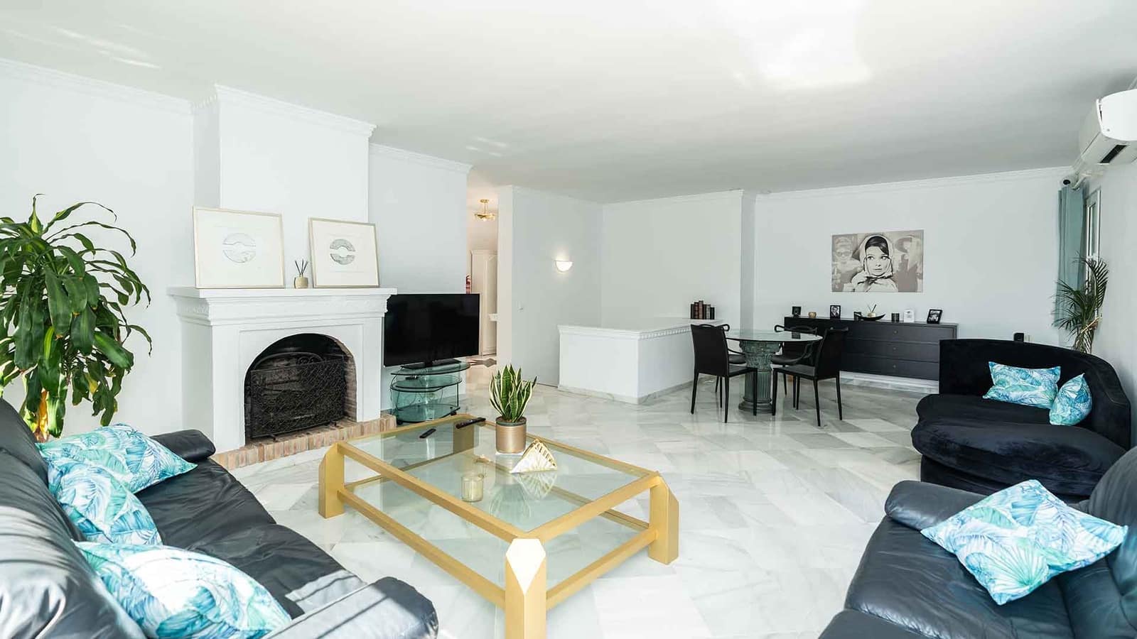 4 bedroom Villa for sale in Golden Mile with pool - € 1,600,000 (Ref: 9726575)