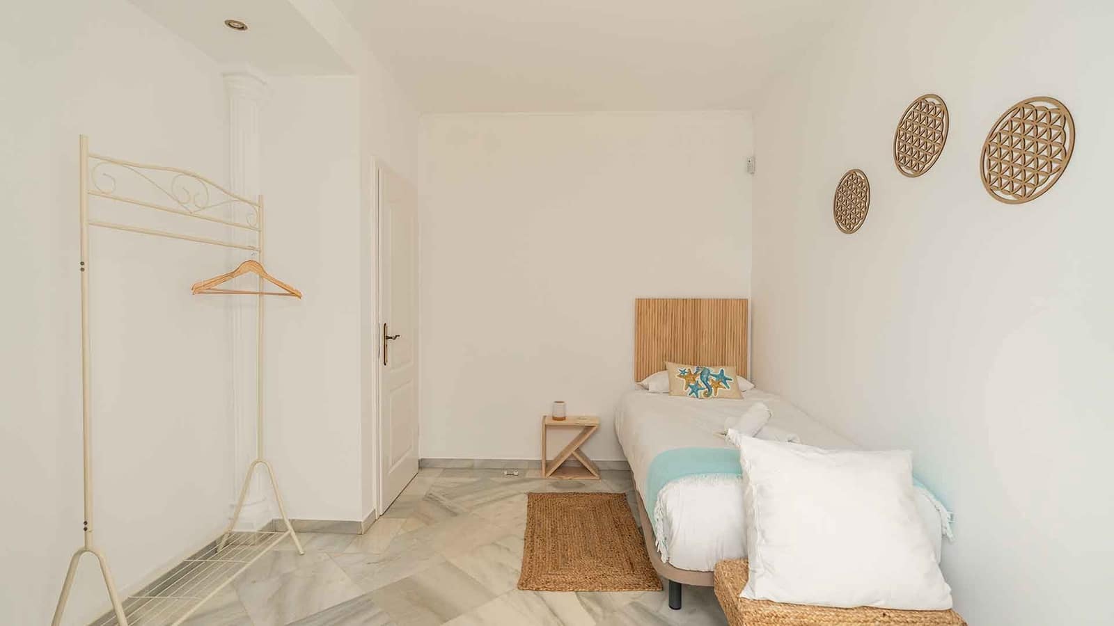 4 bedroom Villa for sale in Golden Mile with pool - € 1,600,000 (Ref: 9726575)