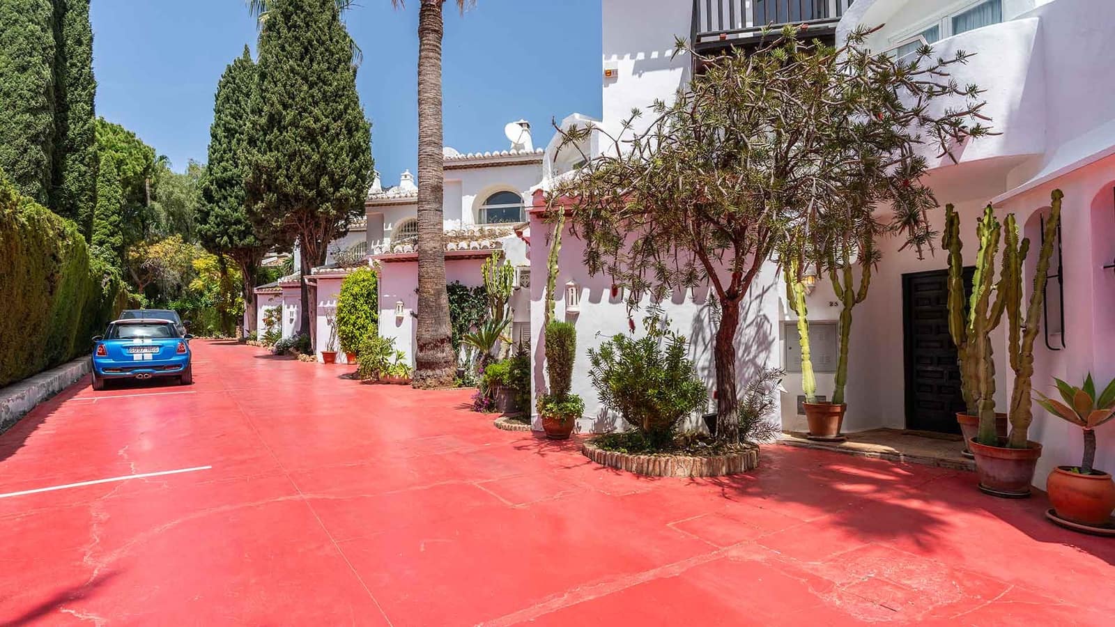 3 soverom Hus til salgs i Golden Mile med svømmebasseng - € 800 000 (Ref: 9777999)