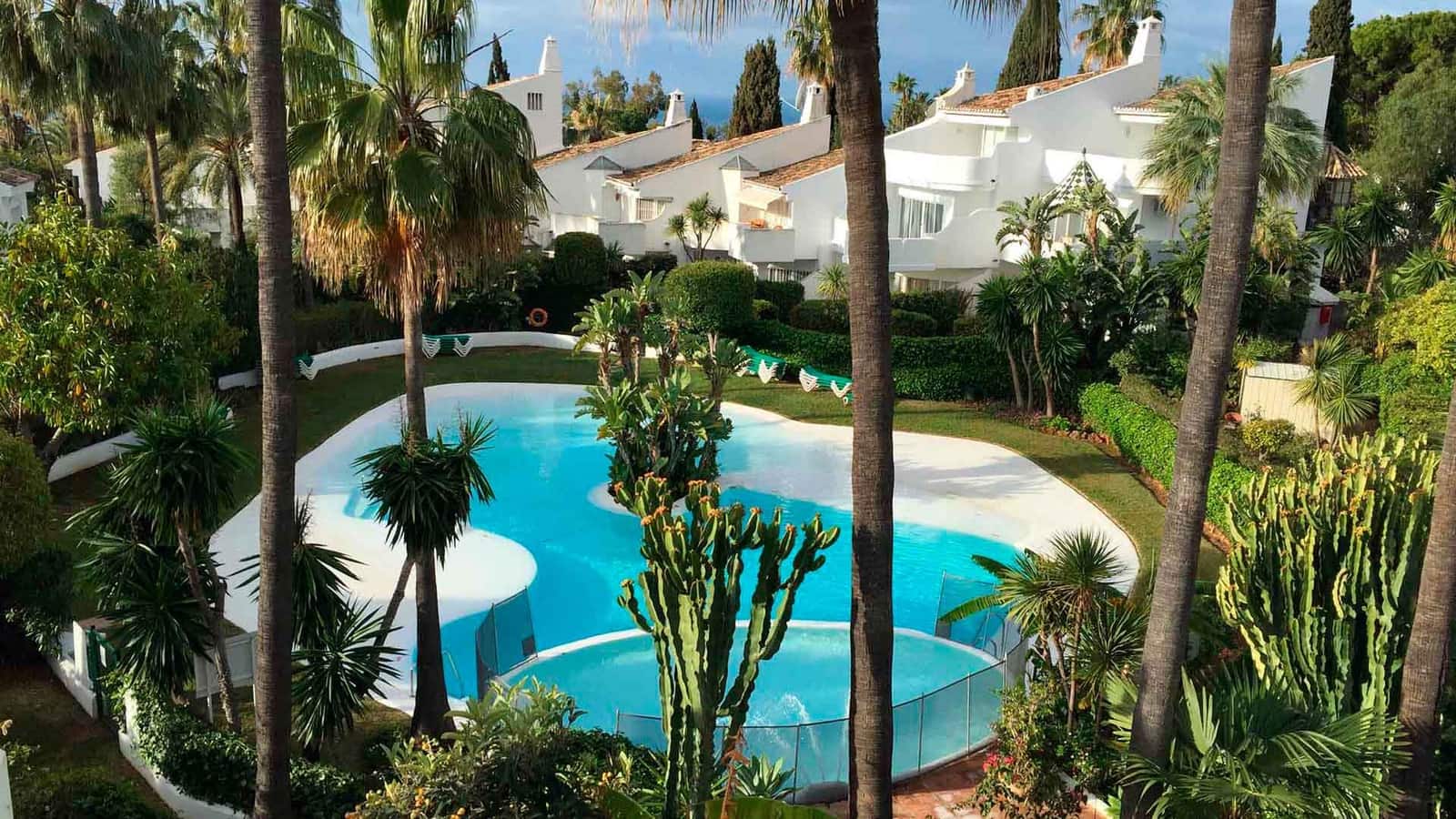 3 soverom Hus til salgs i Golden Mile med svømmebasseng - € 800 000 (Ref: 9777999)