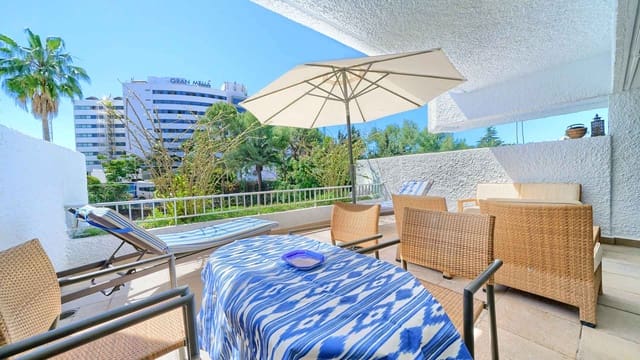 Apartamento de 1 habitación en Lomas De Marbella, Marbella en venta con piscina - 560.000 € (Ref: 9784969)