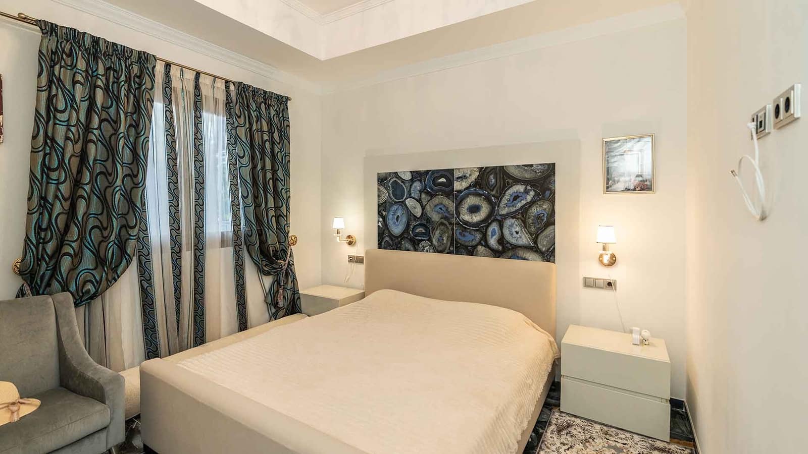 4 bedroom Villa for sale in Golden Mile with pool - € 6,950,000 (Ref: 9788318)