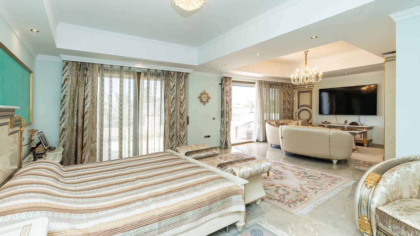 4 bedroom Villa for sale in Golden Mile with pool - € 6,950,000 (Ref: 9788318)