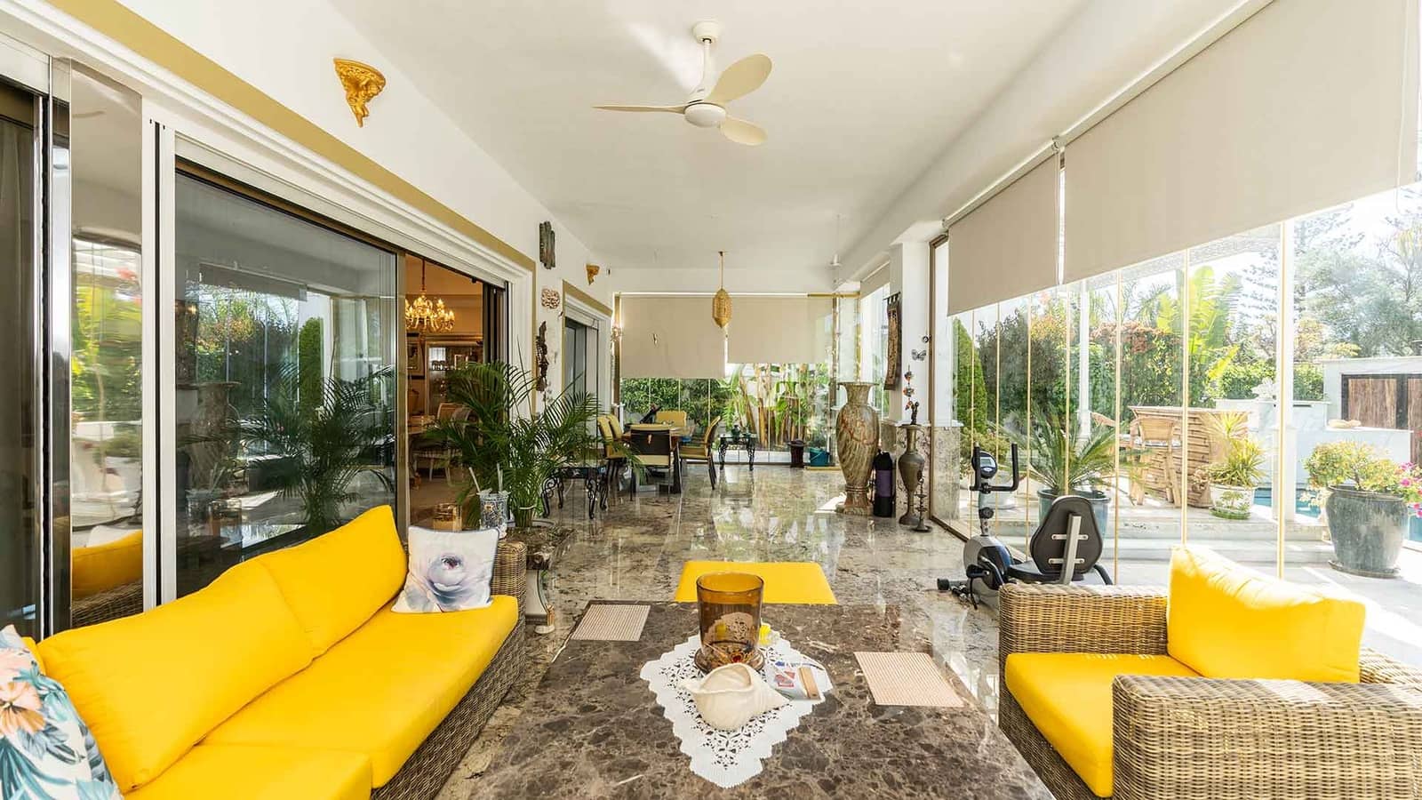 4 bedroom Villa for sale in Golden Mile with pool - € 6,950,000 (Ref: 9788318)