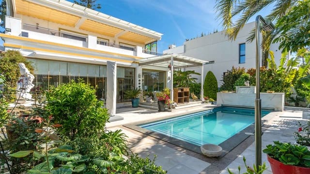 4 sovrum Villa till salu i Lomas De Marbella, Marbella med pool - 6 950 000 € (Ref: 9788318)