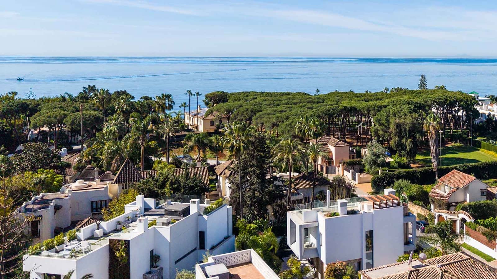 4 bedroom Villa for sale in Golden Mile with pool - € 6,950,000 (Ref: 9788318)