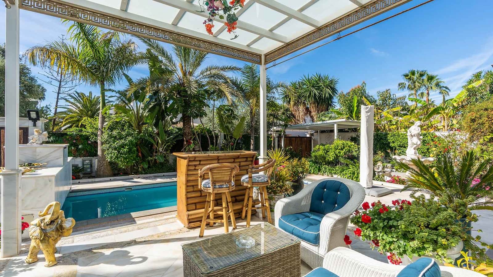 4 bedroom Villa for sale in Golden Mile with pool - € 6,950,000 (Ref: 9788318)