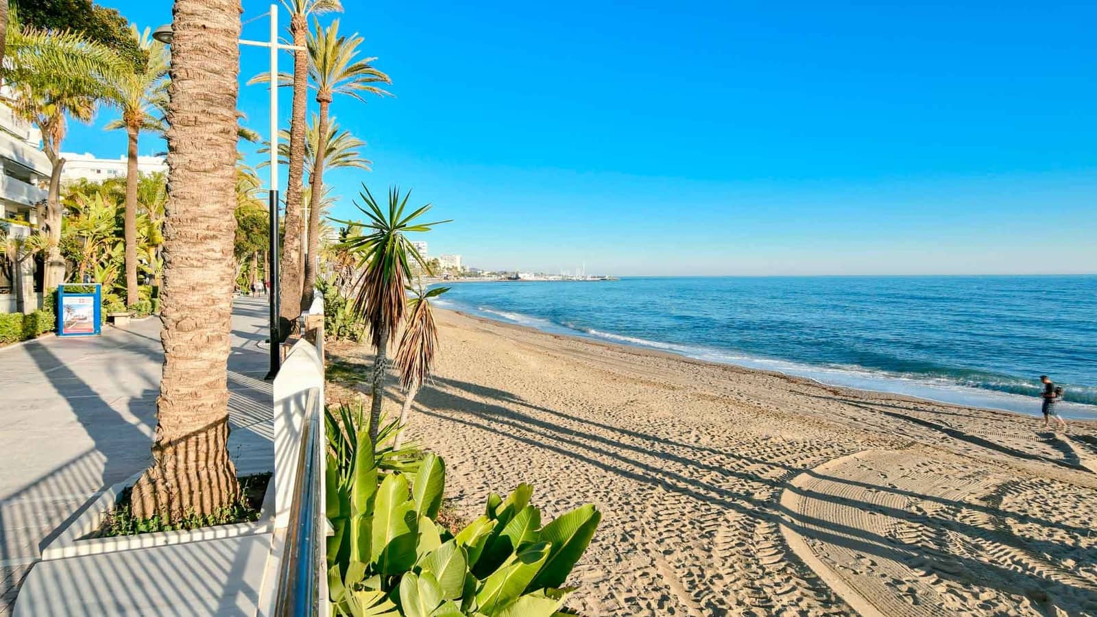 4 bedroom Villa for sale in Golden Mile with pool - € 6,950,000 (Ref: 9788318)