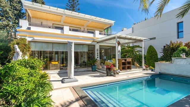 4 sovrum Villa till salu i Lomas De Marbella, Marbella med pool - 6 950 000 € (Ref: 9788318)