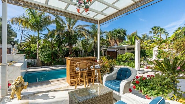 4 sovrum Villa till salu i Lomas De Marbella, Marbella med pool - 6 950 000 € (Ref: 9788318)