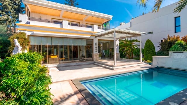 4 Zimmer Villa zu verkaufen in Lomas De Marbella, Marbella mit Pool - 6.550.000 € (Ref: 9788318)