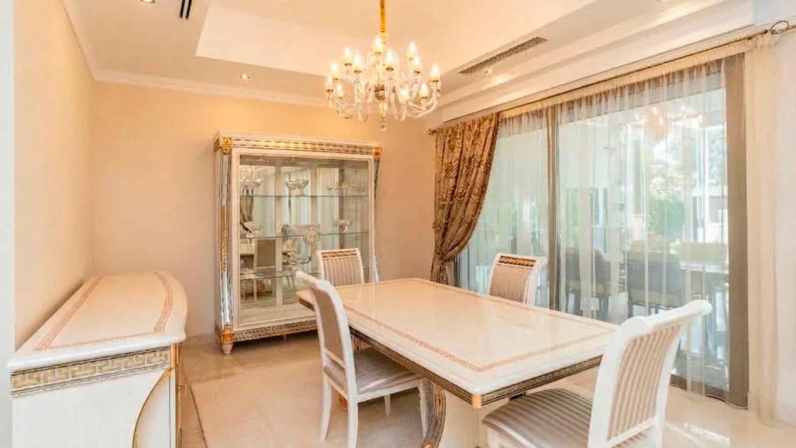 4 soverom Villa til salgs i Golden Mile med svømmebasseng - € 6 550 000 (Ref: 9788318)