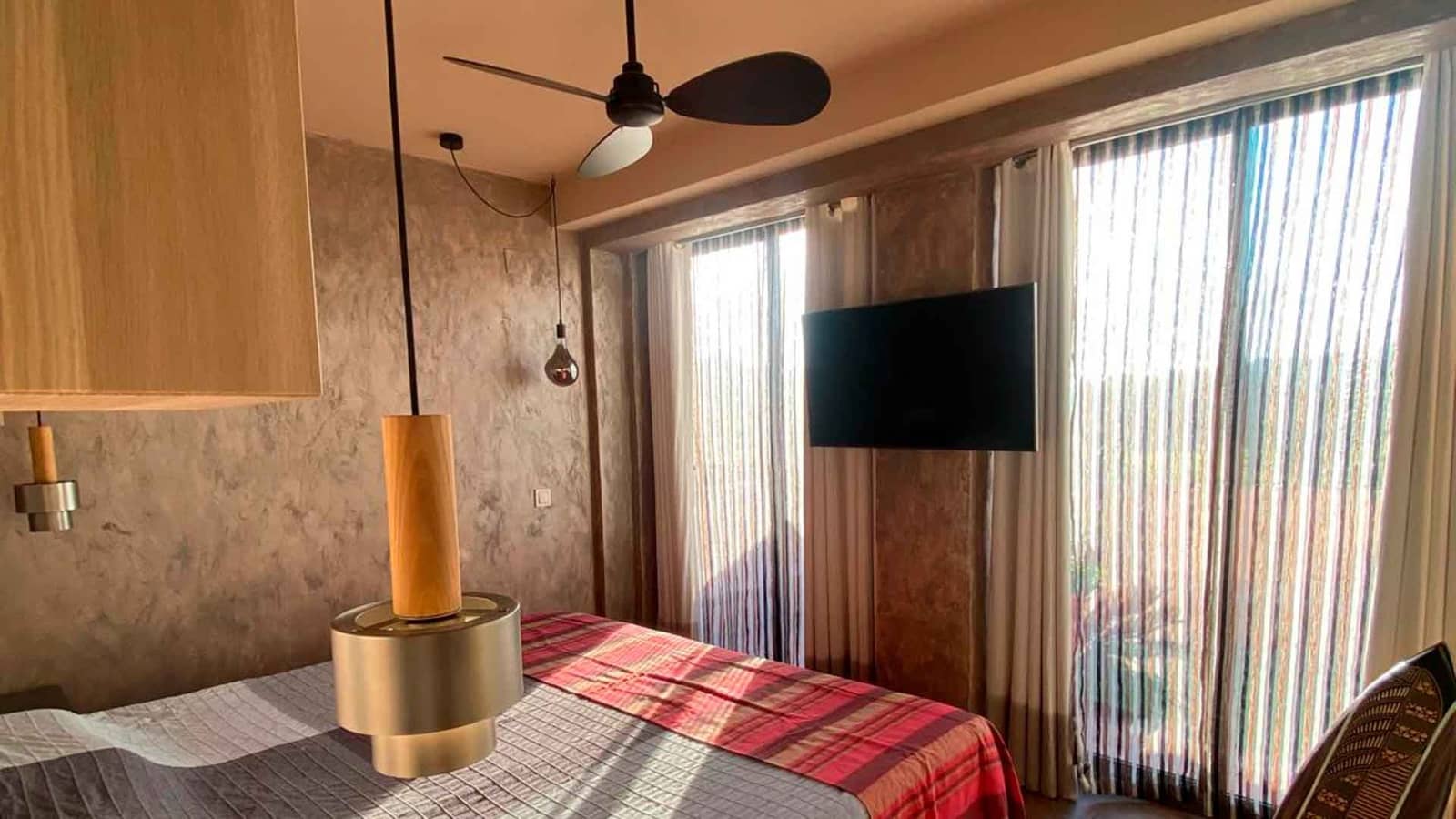 3 sovrum Takvåning till salu i Estepona med pool - 835 000 € (Ref: 9788319)