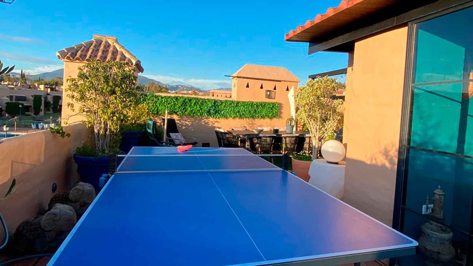 3 sovrum Takvåning till salu i Estepona med pool - 835 000 € (Ref: 9788319)