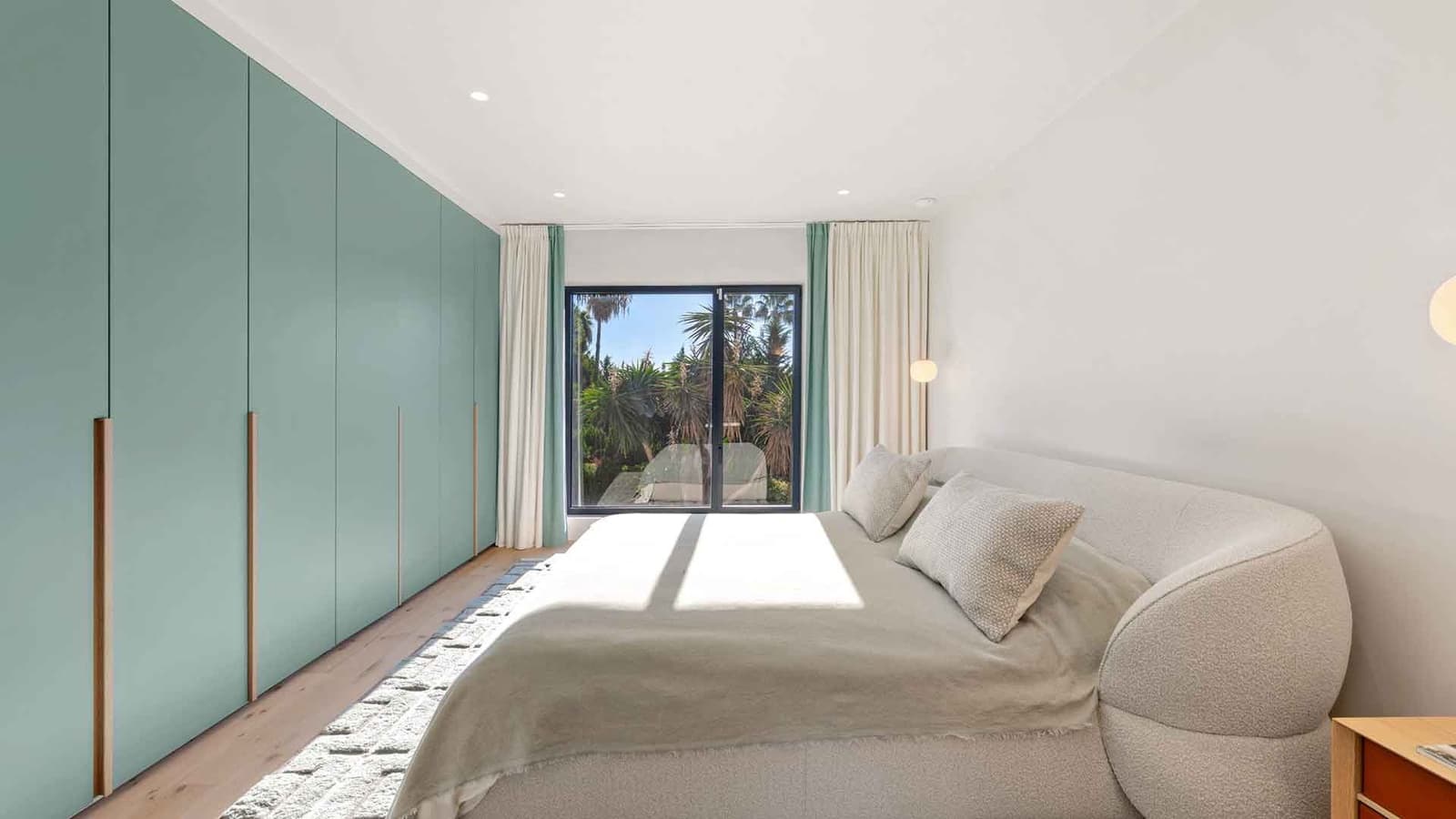 4 sypialnia Willa na sprzedaż w Nueva Andalucia z basenem - 2 995 000 € (Ref: 9790942)