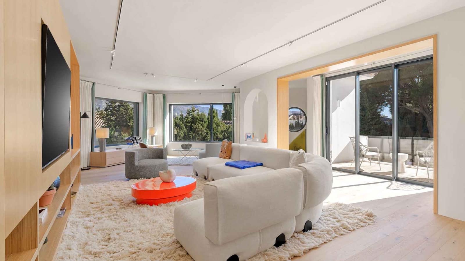 4 sypialnia Willa na sprzedaż w Nueva Andalucia z basenem - 2 995 000 € (Ref: 9790942)