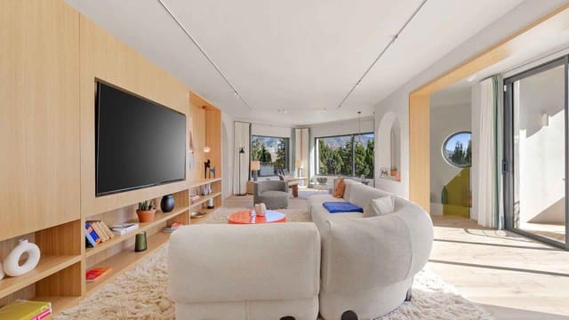 4 soverom Villa til salgs i Las Brisas, Marbella med svømmebasseng - € 2 995 000 (Ref: 9790942)