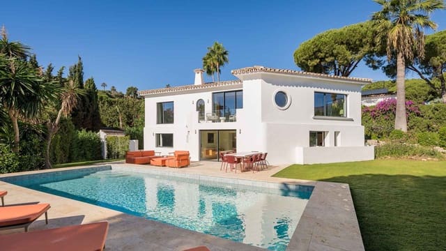 4 soverom Villa til salgs i Las Brisas, Marbella med svømmebasseng - € 2 995 000 (Ref: 9790942)