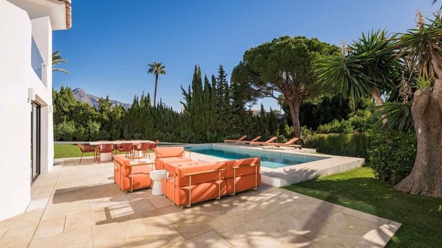 4 soverom Villa til salgs i Las Brisas, Marbella med svømmebasseng - € 2 995 000 (Ref: 9790942)